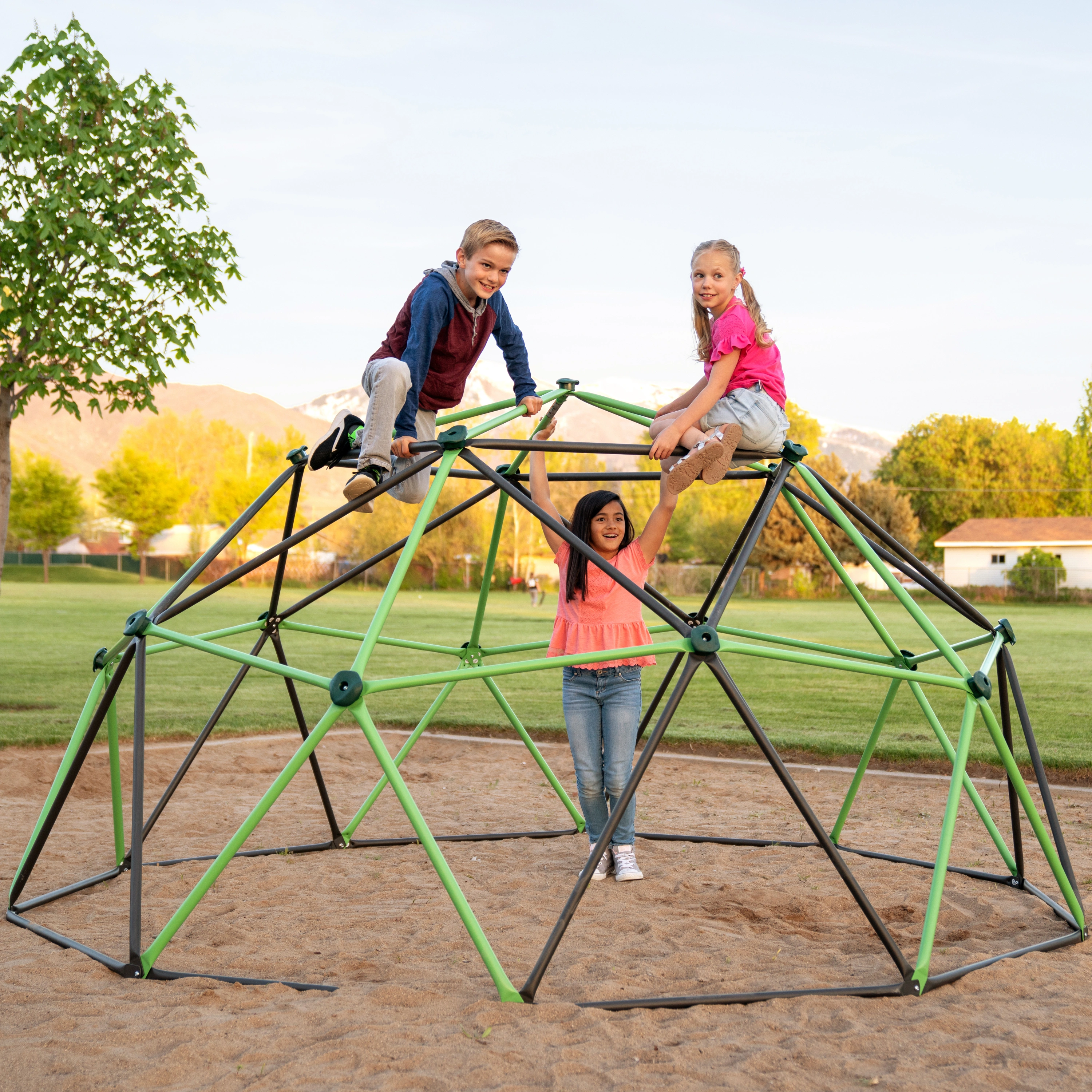 Klettergerüst GEODOME Metall (Größe: 335x168cm)