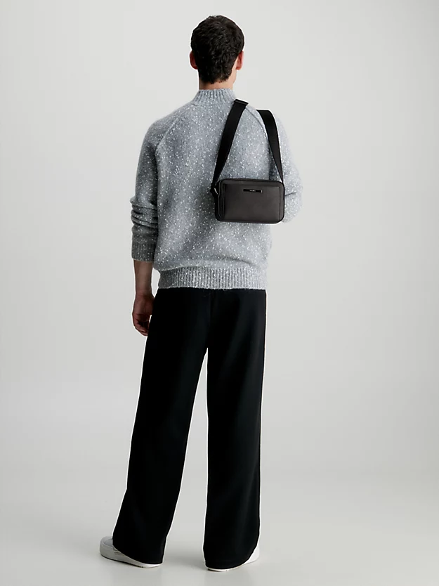 Bolsa de ombro em couro sintético