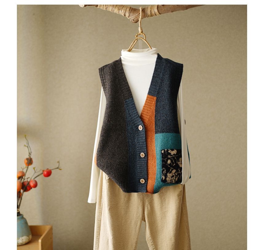 Beaustreet - V-hals colorblock trui met knoopjes