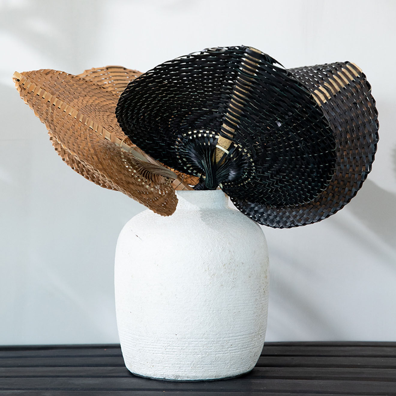 Bazar Bizar Eventail en Bambou noir - 23x29 cm