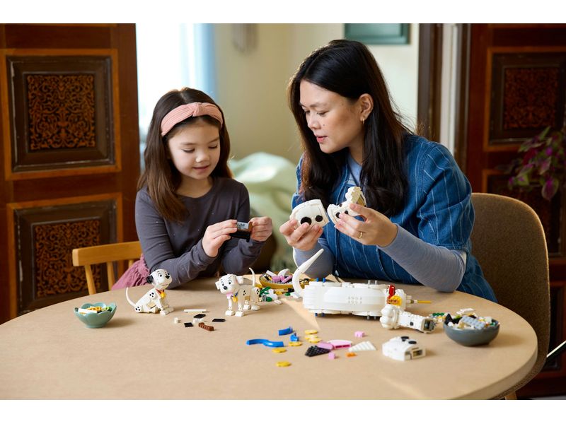 LEGO® Disney Die Welpen Lucky und Penny aus 101 Dalmatiner Baubare Spielzeugwelpen für Kinder