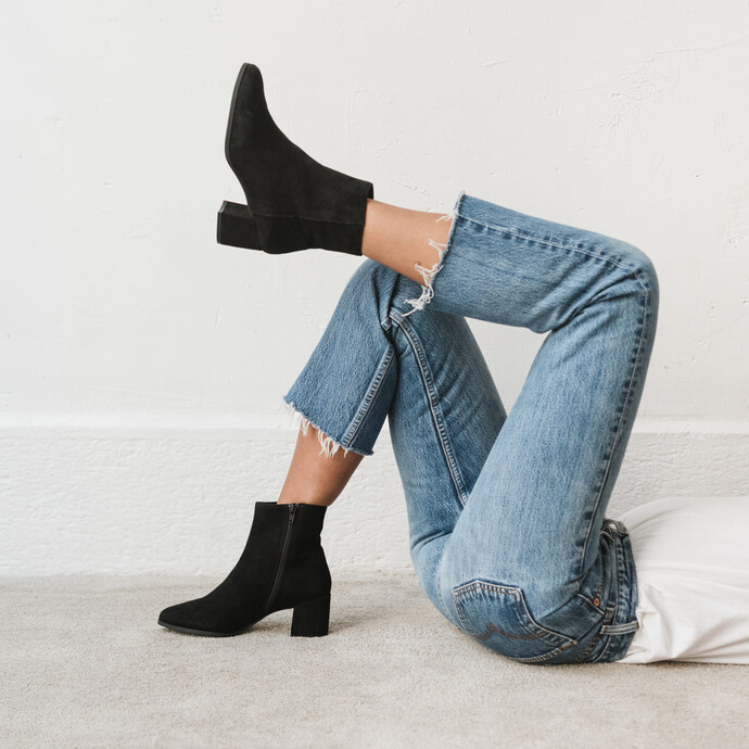 Bottines à talons  en velours noir