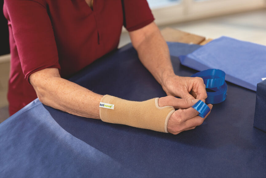 Actimove Arthritis Care håndleddstøtte S 1 stk