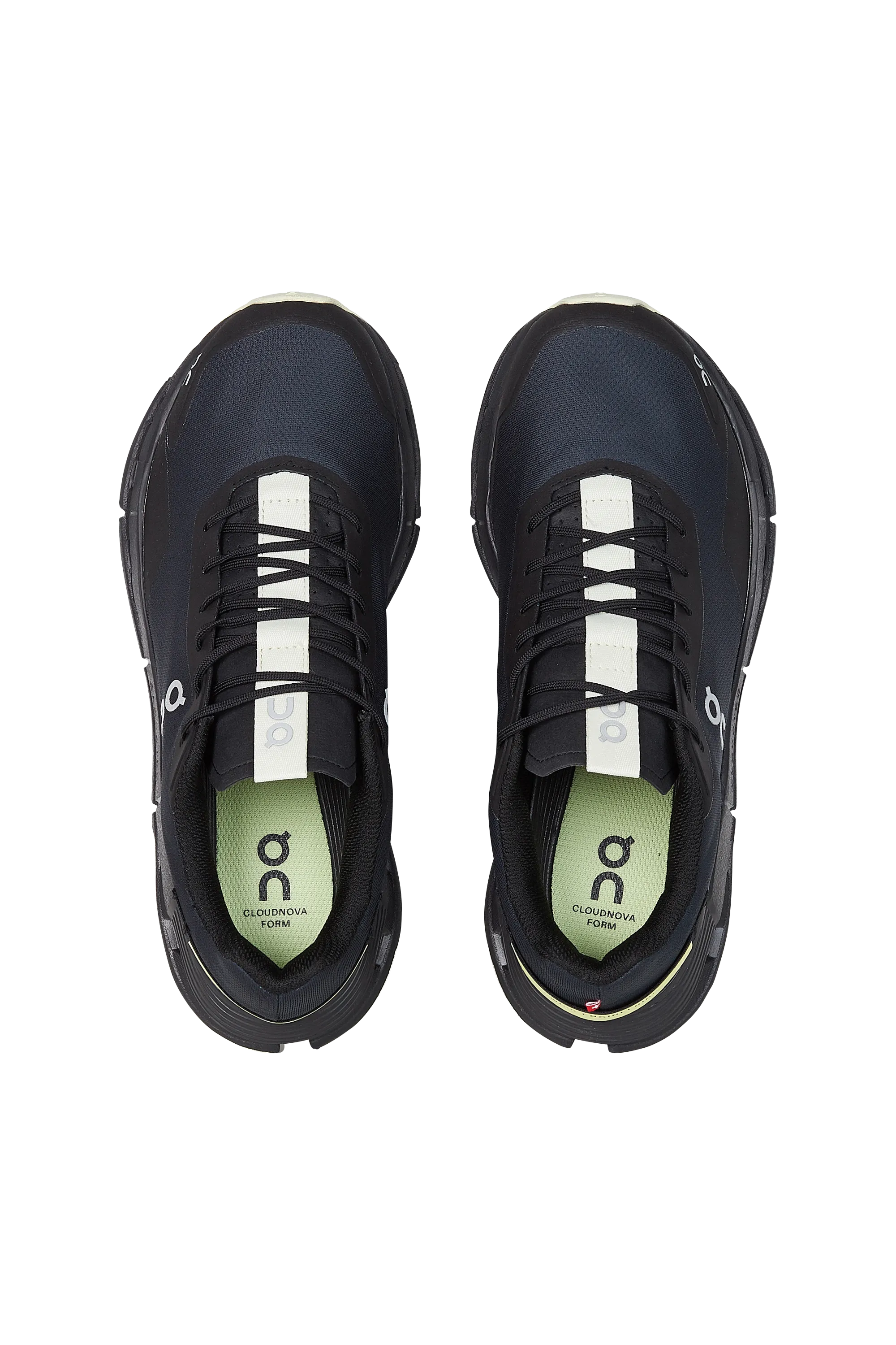 ON baskets Cloudnova form Noir