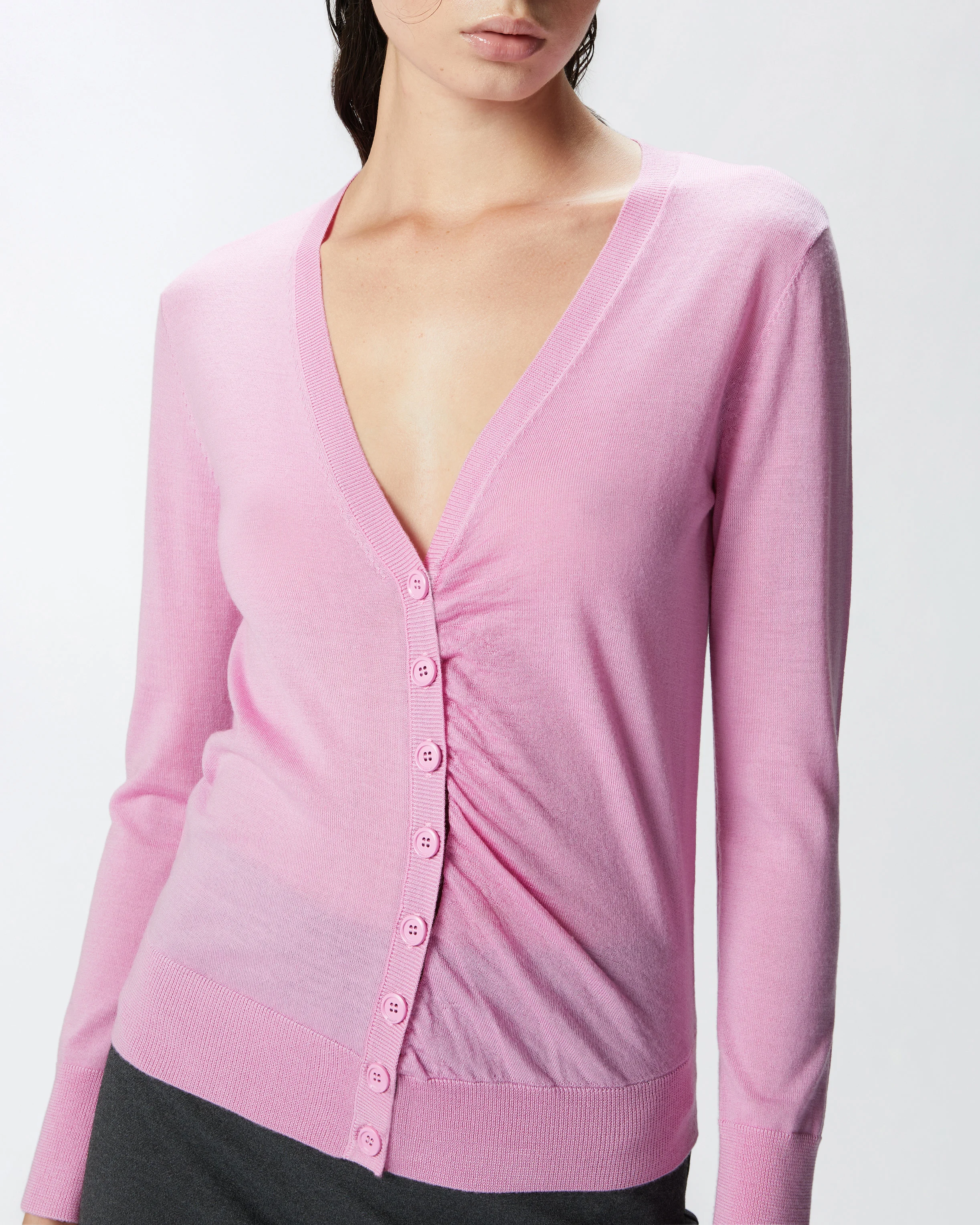 Cardigan ajusté à col v | Rose