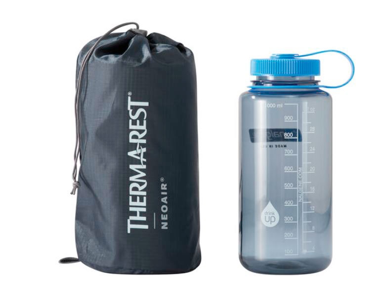 Therm-a-Rest NeoAir Topo Print Isomatte regular 183 x 51 cm