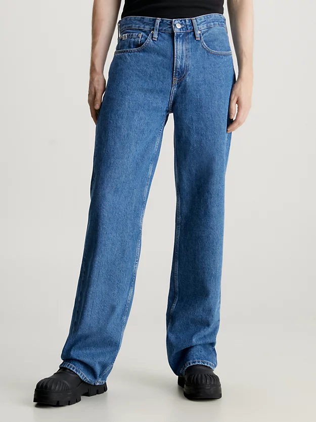 Calças jeans folgadas dos anos 90