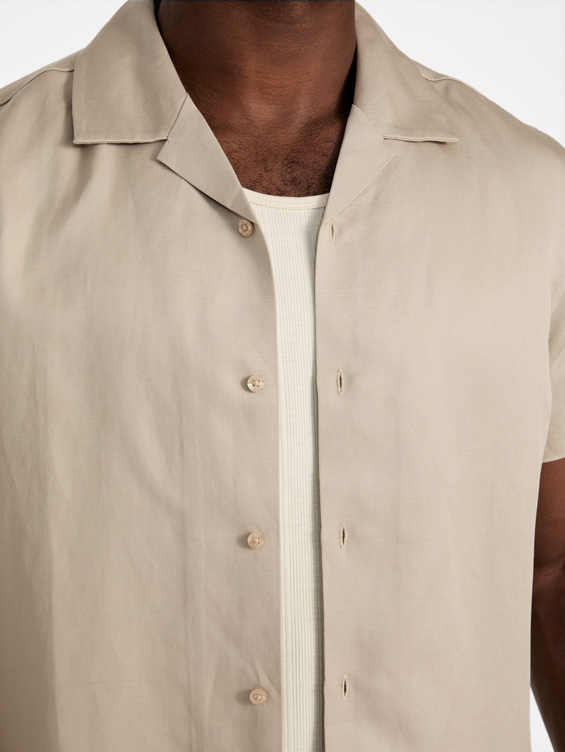 Camisa Eco Ari Twill com Gola Aberta