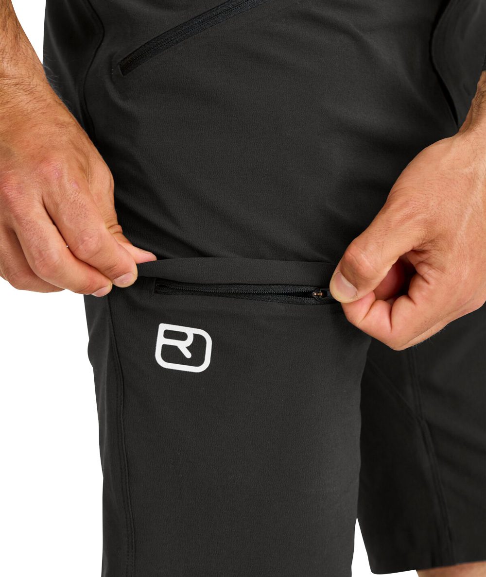 ORTOVOX Brenta Shorts Herren black raven