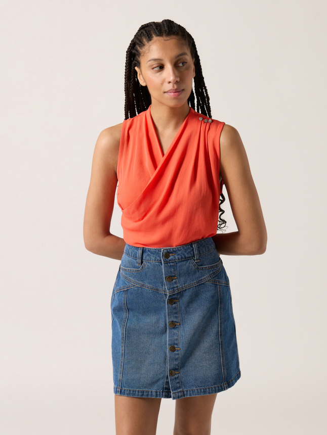 T-shirt col v