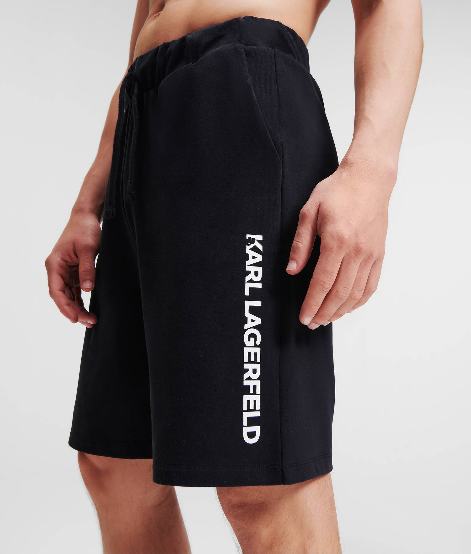 SHORT DE NUIT MOLLETONNÉ AVEC LOGO KARL