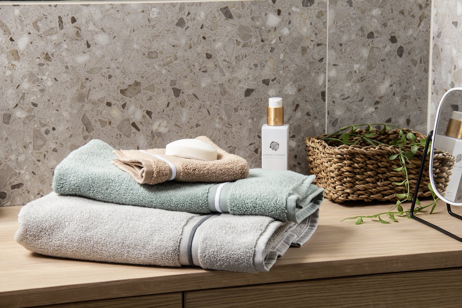 Relax klut Beige med hvit stripe 30x30 cm