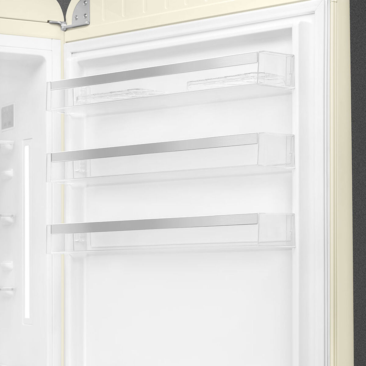 Smeg FAB38RCR6 Kombiskap høyrehengslet 70 cm, creme