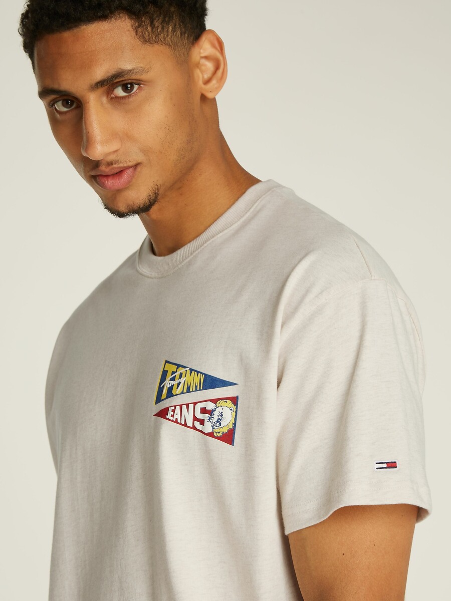 TOMMY JEANS<br>Camiseta folgada com logo nas costas