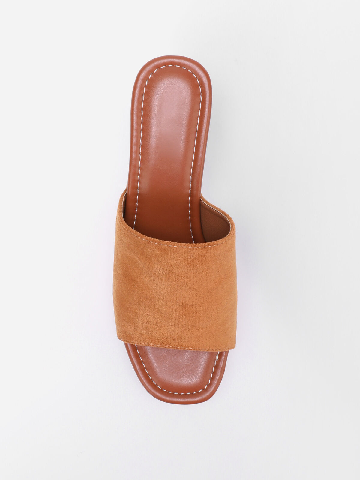 Mules sabots cloutées en suédine- Camel