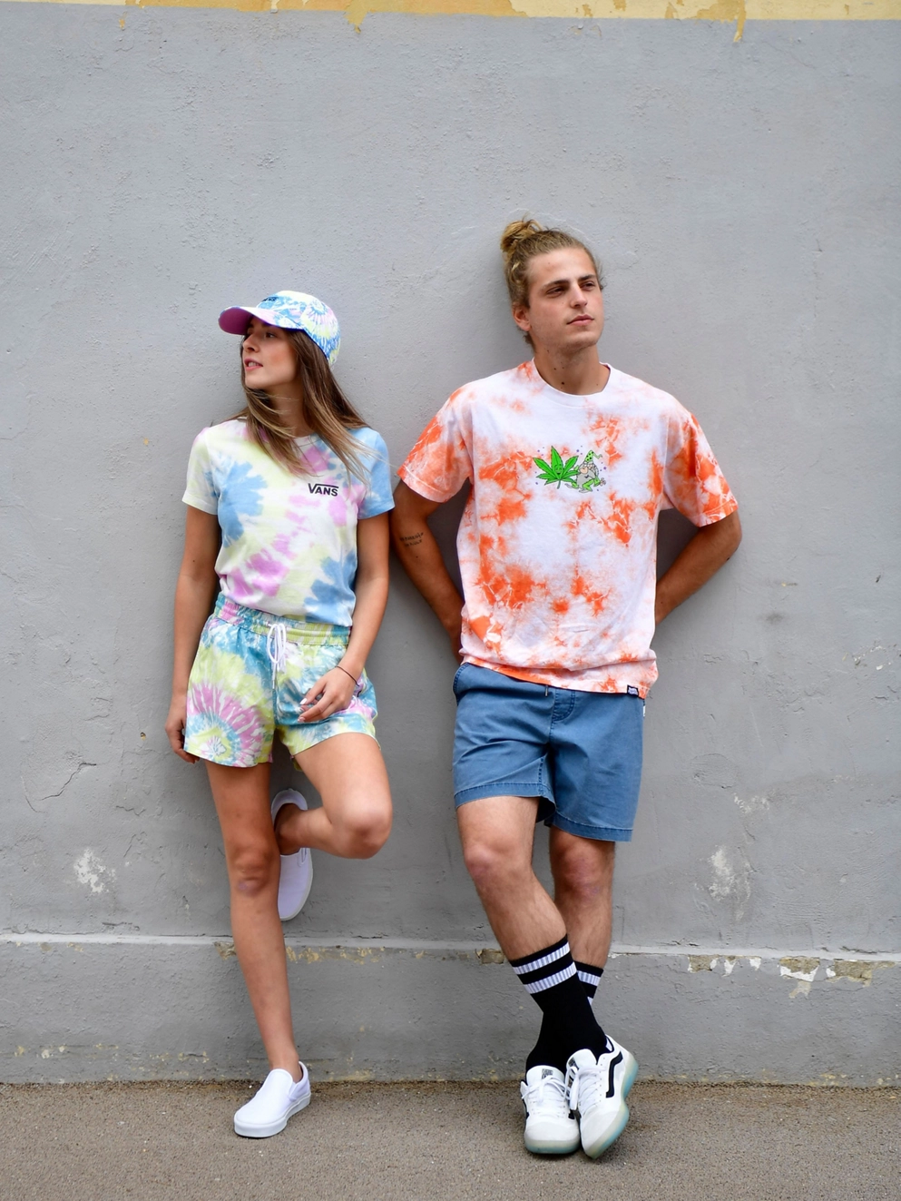 Broken Promises Best Buds T-Shirt tie dye
