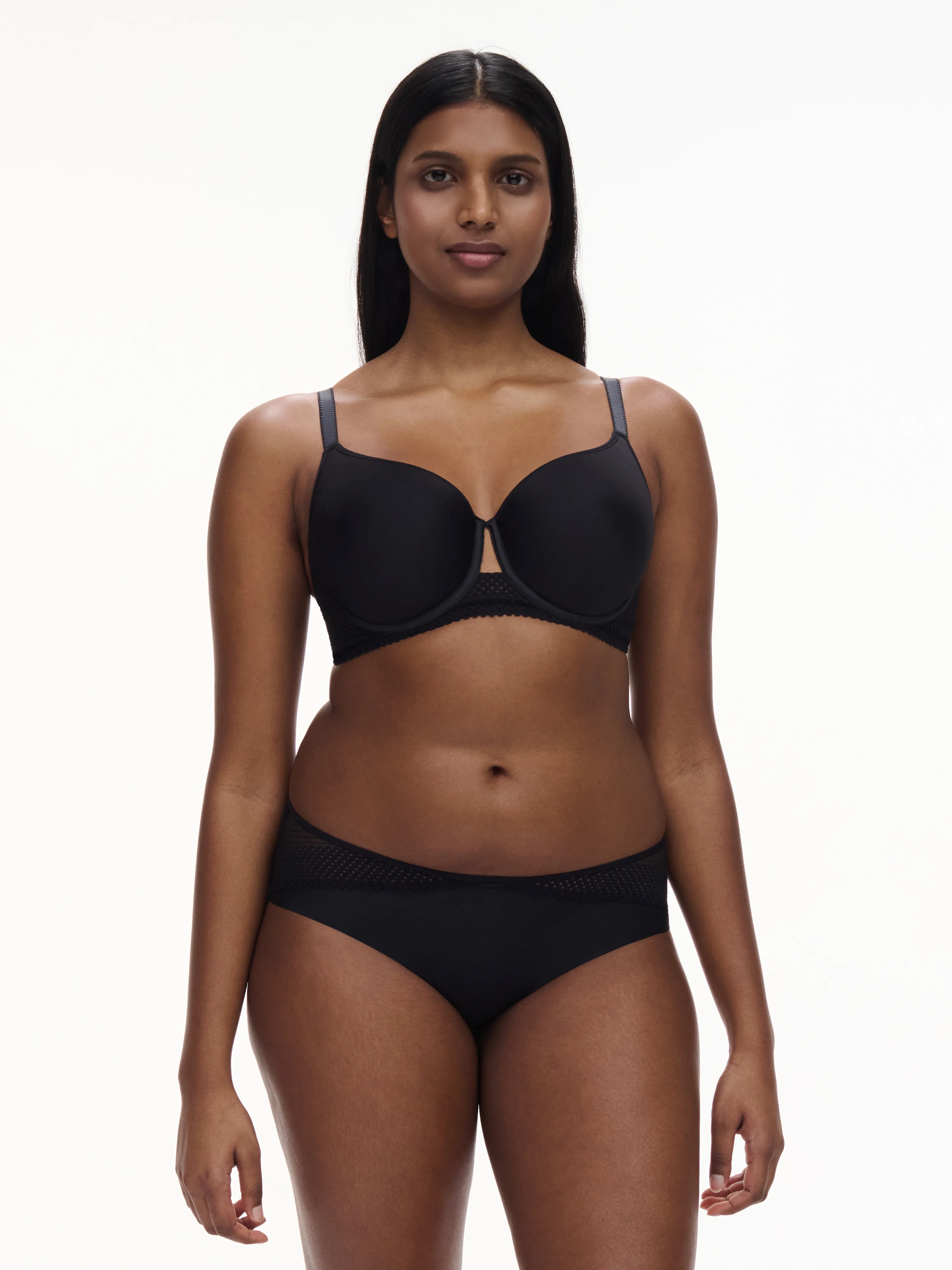 PLAY - Soutien-gorge mémoire de forme emboîtant en dentelle | Noir