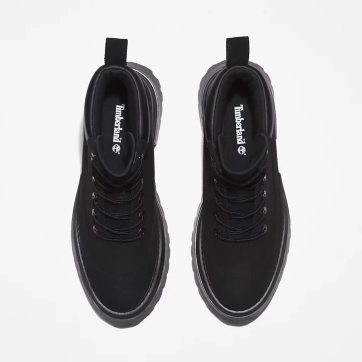 Bota Timberland Sky de 6 polegadas com cadarço para mulheres na cor preta.