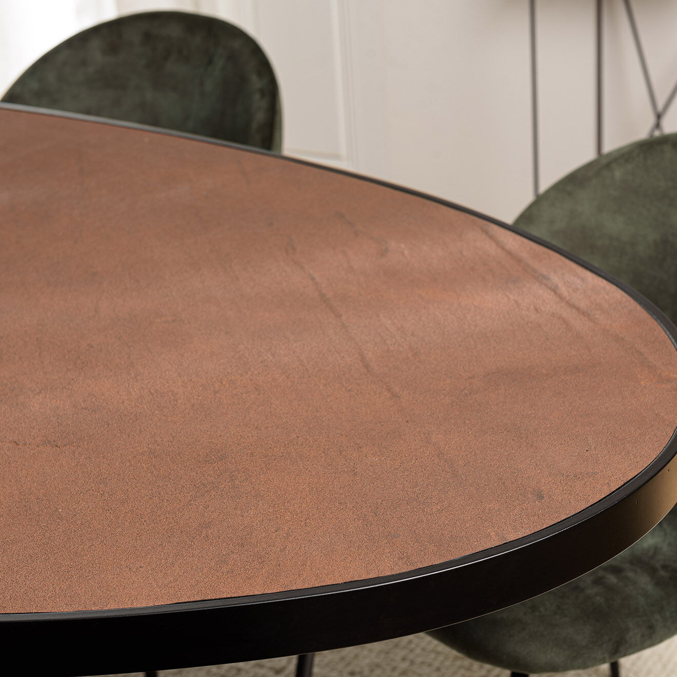Macabane Table à manger effet pierre Basile bois/noir - 220x110x76 cm