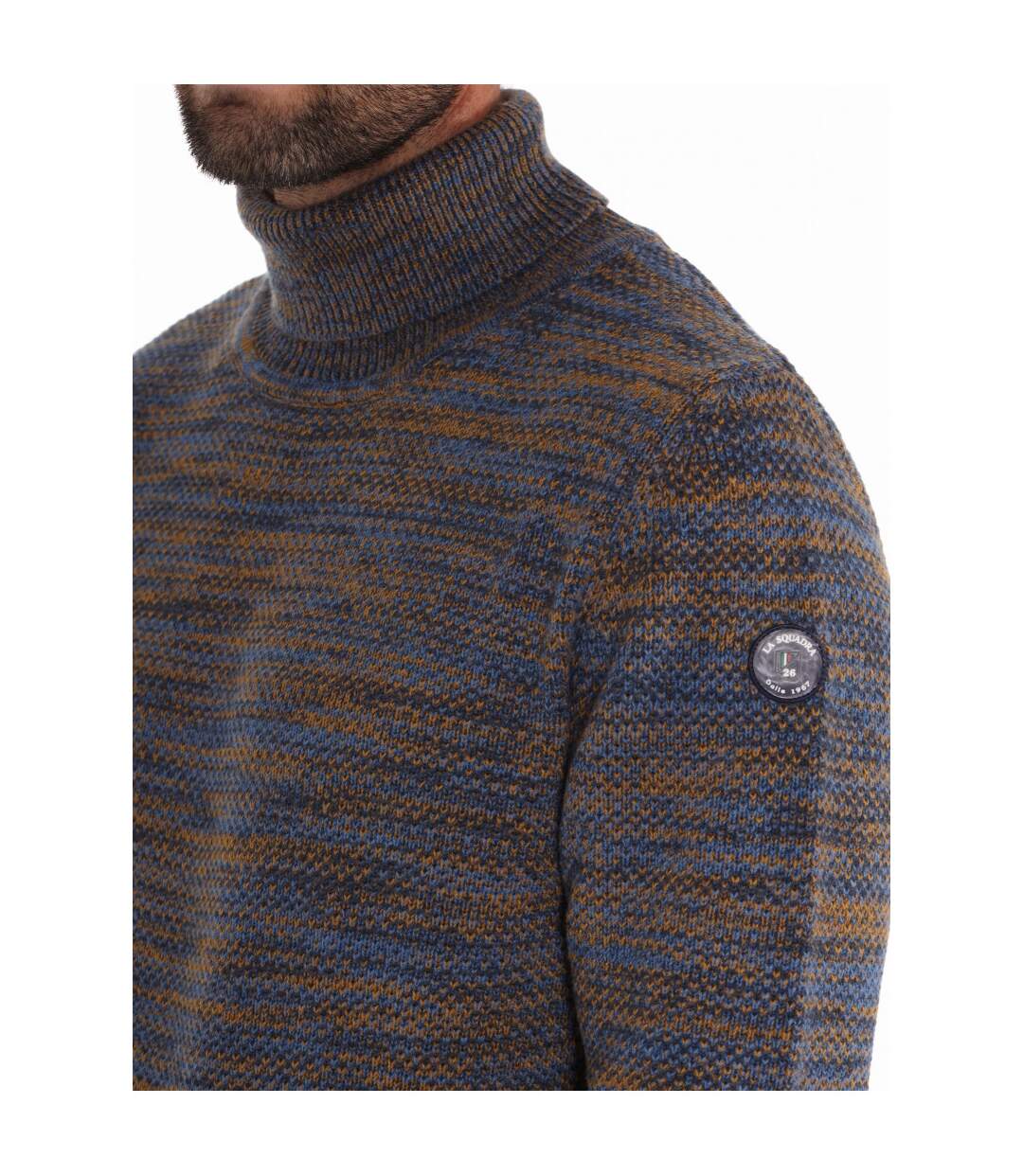Pull roulé multicolore