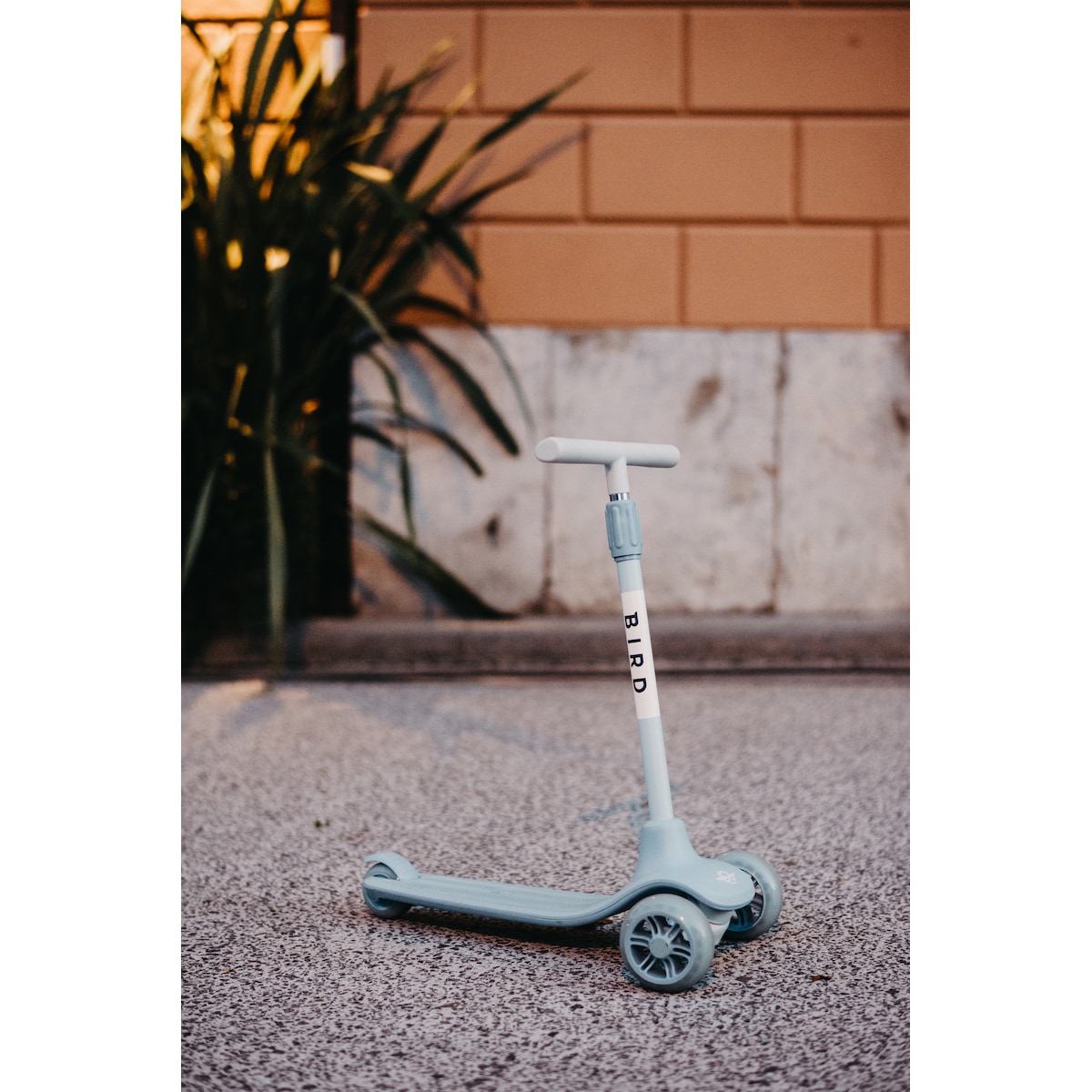 Bird Birdie Glow kids sparkesykkel VA00059 (sky blue)