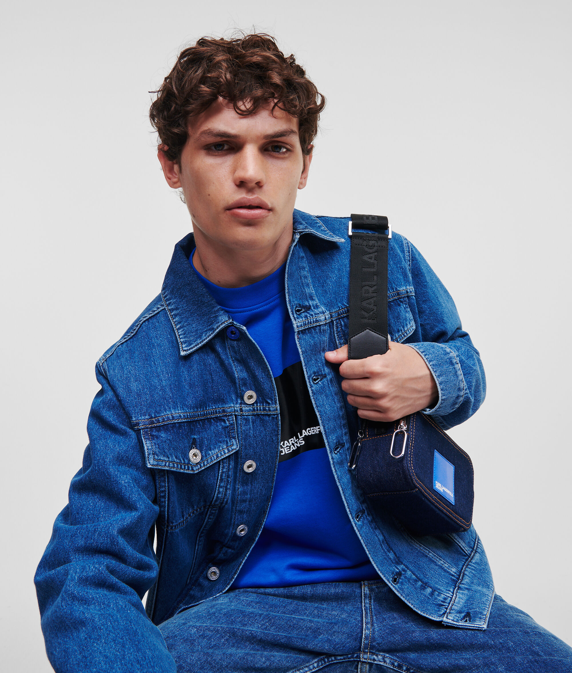 VESTE EN JEAN COUPE DROITE KLJ