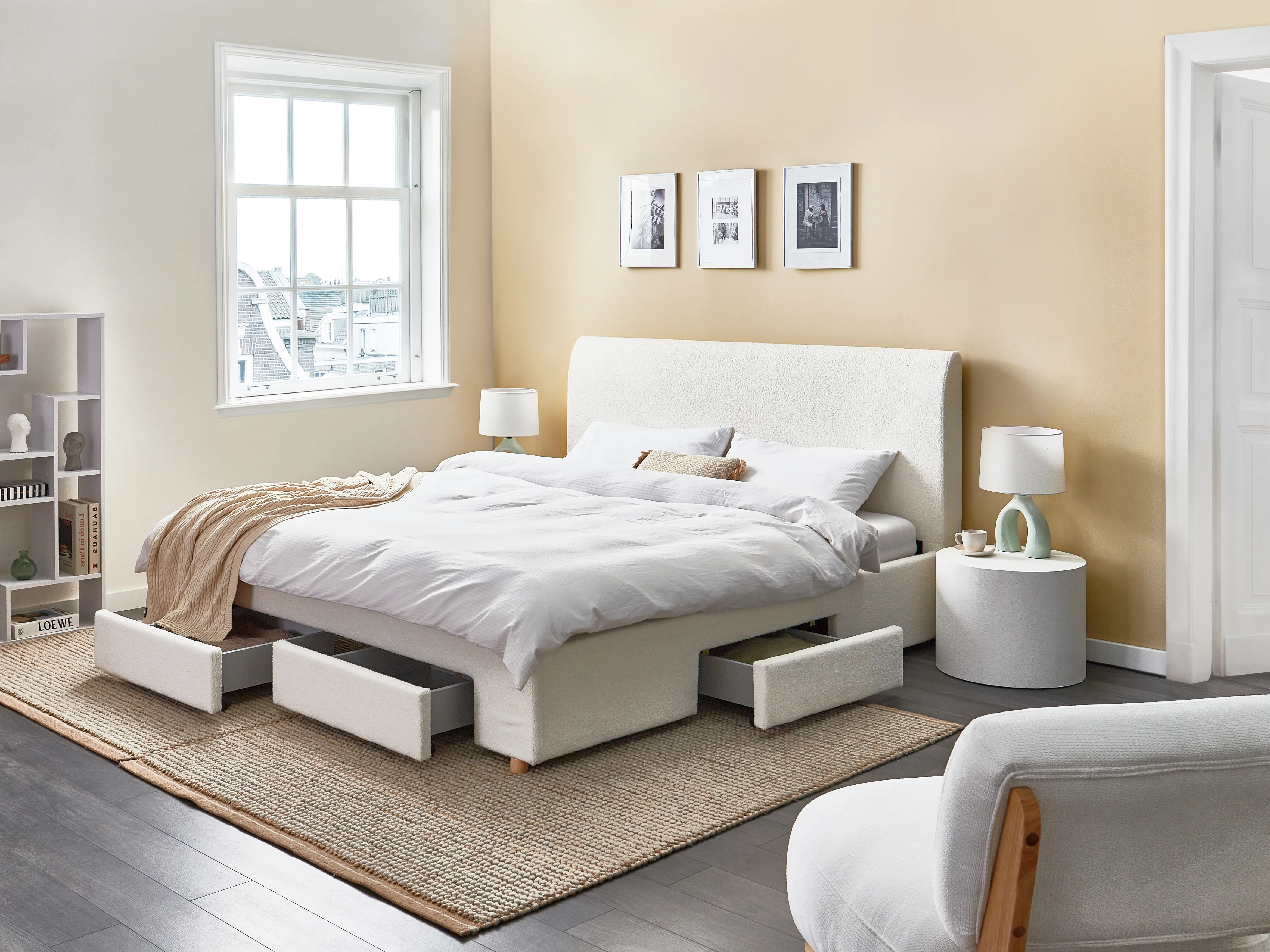 Bed met opbergladen Bouclé SOUTRIN 180 x 200 cm Gebroken wit