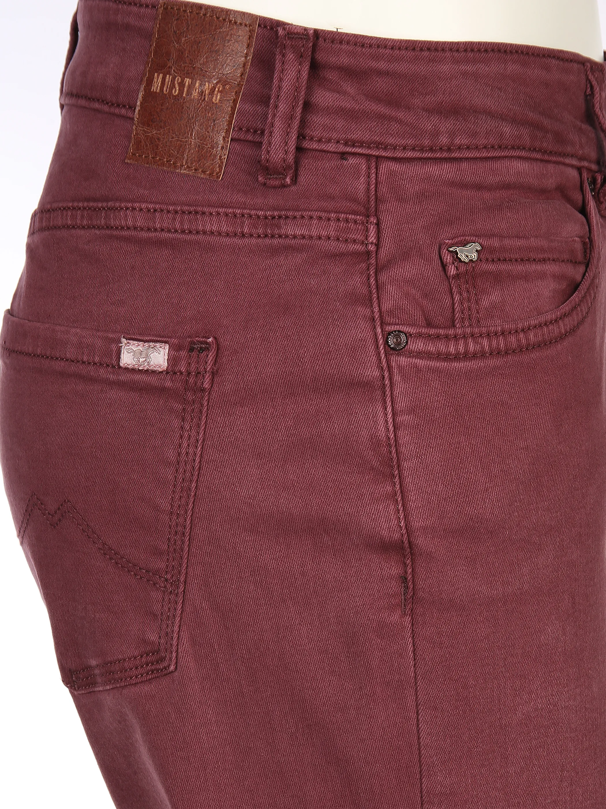 Damen Jeans mit geradem Bein