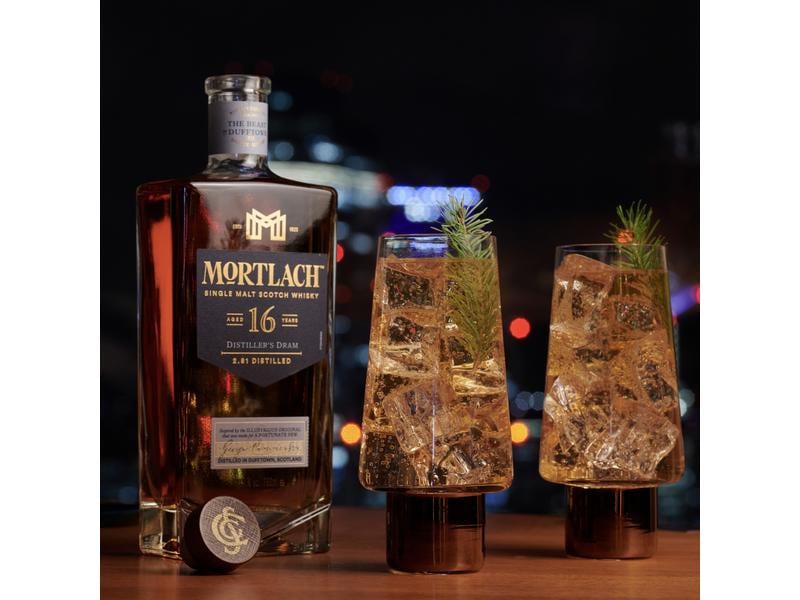 Mortlach Single Malt Scotch Whisky 16 Years 0.7 l Reichhaltige und komplexe Spirituosen Spezialität