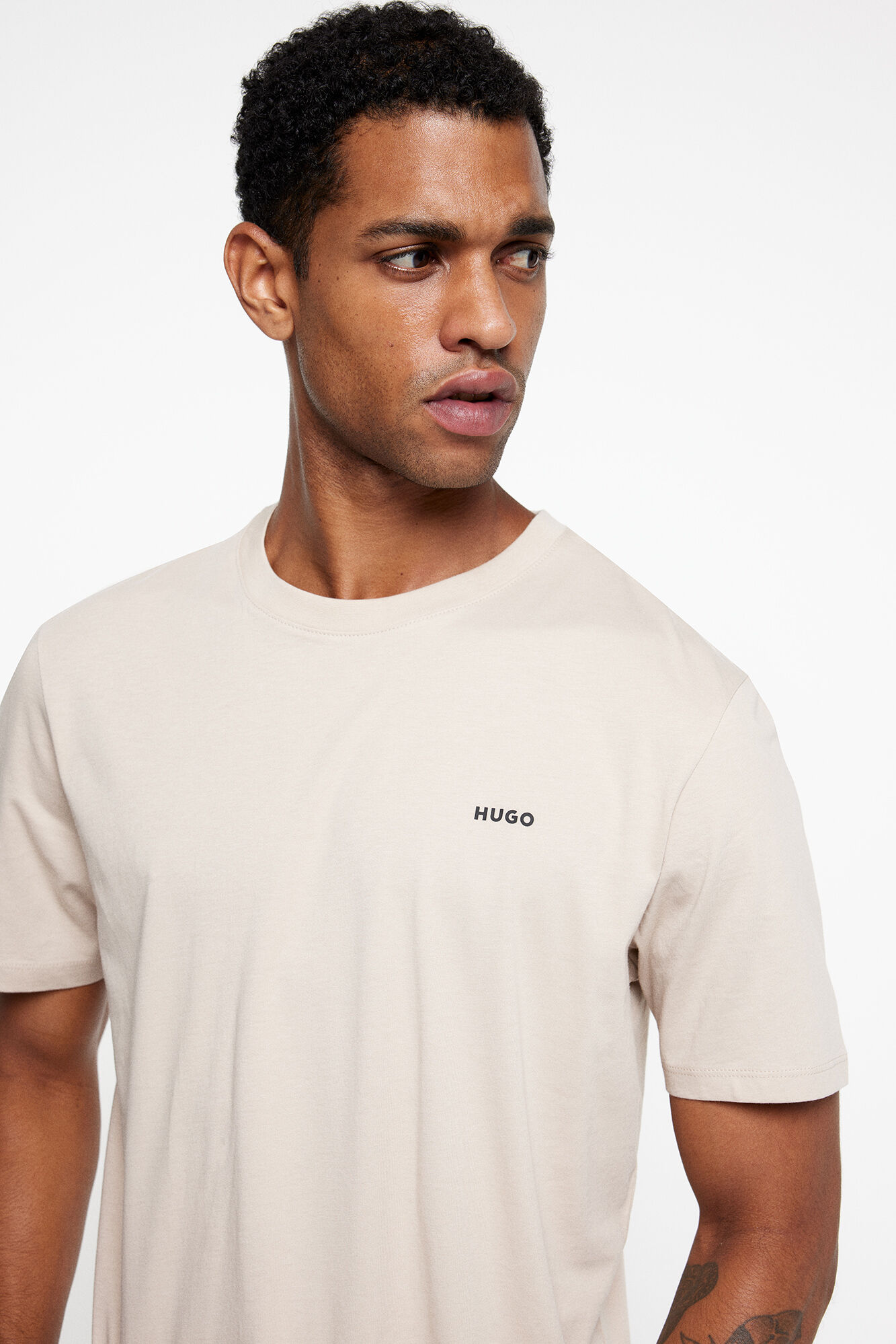 Camiseta de manga curta - marrom