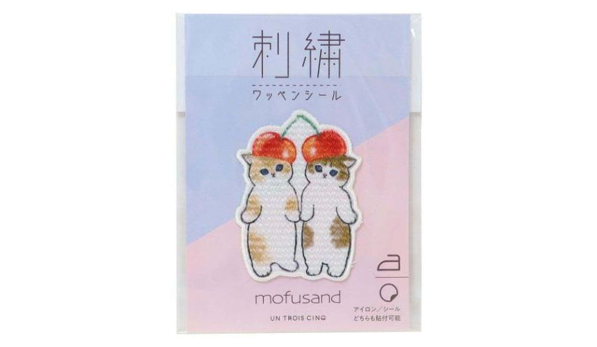 HISAGO - mofusand geborduurde patchzegel (kers)