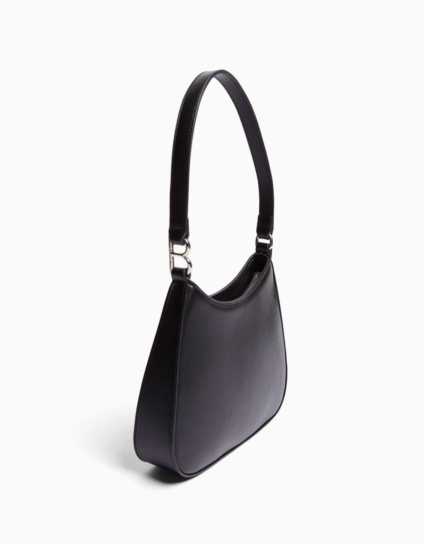 Bolsa de ombro com detalhes