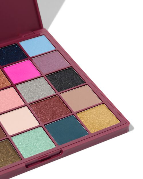grande palette d'ombres à paupières