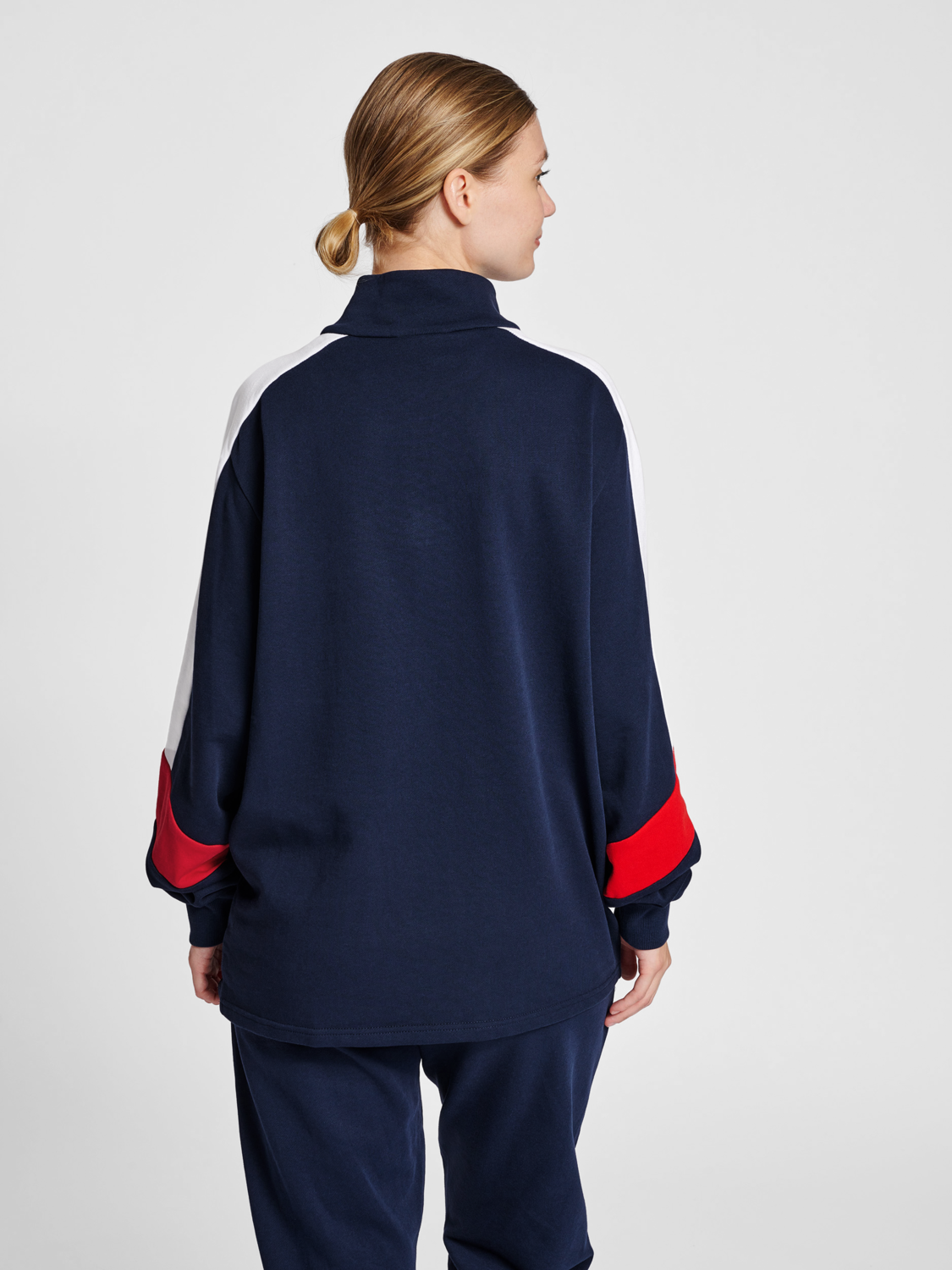 hmlIC CLAUDE HALF ZIP SWEATSHIRT