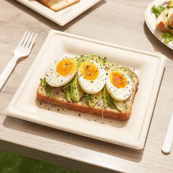 INF Firkantede engangspapirplater - 50 stk Hvit 26x26 cm