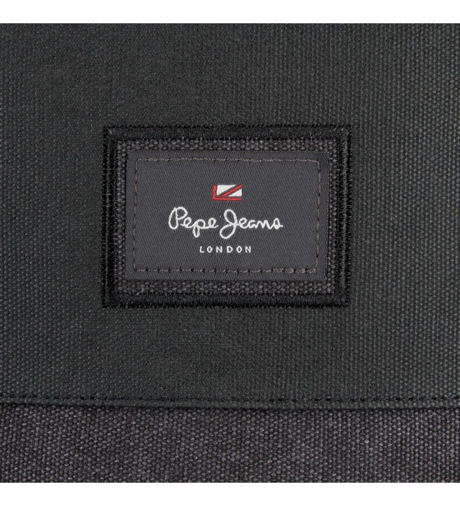Mochila para computador Pepe Jeans Court preta --25x36x10cm-