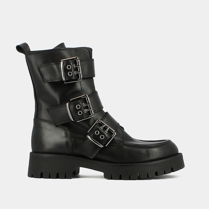 Boots à semelles crantées et sangles  en cuir noir