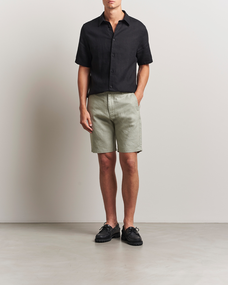 NN07 Crown Linen Shorts Sage Green