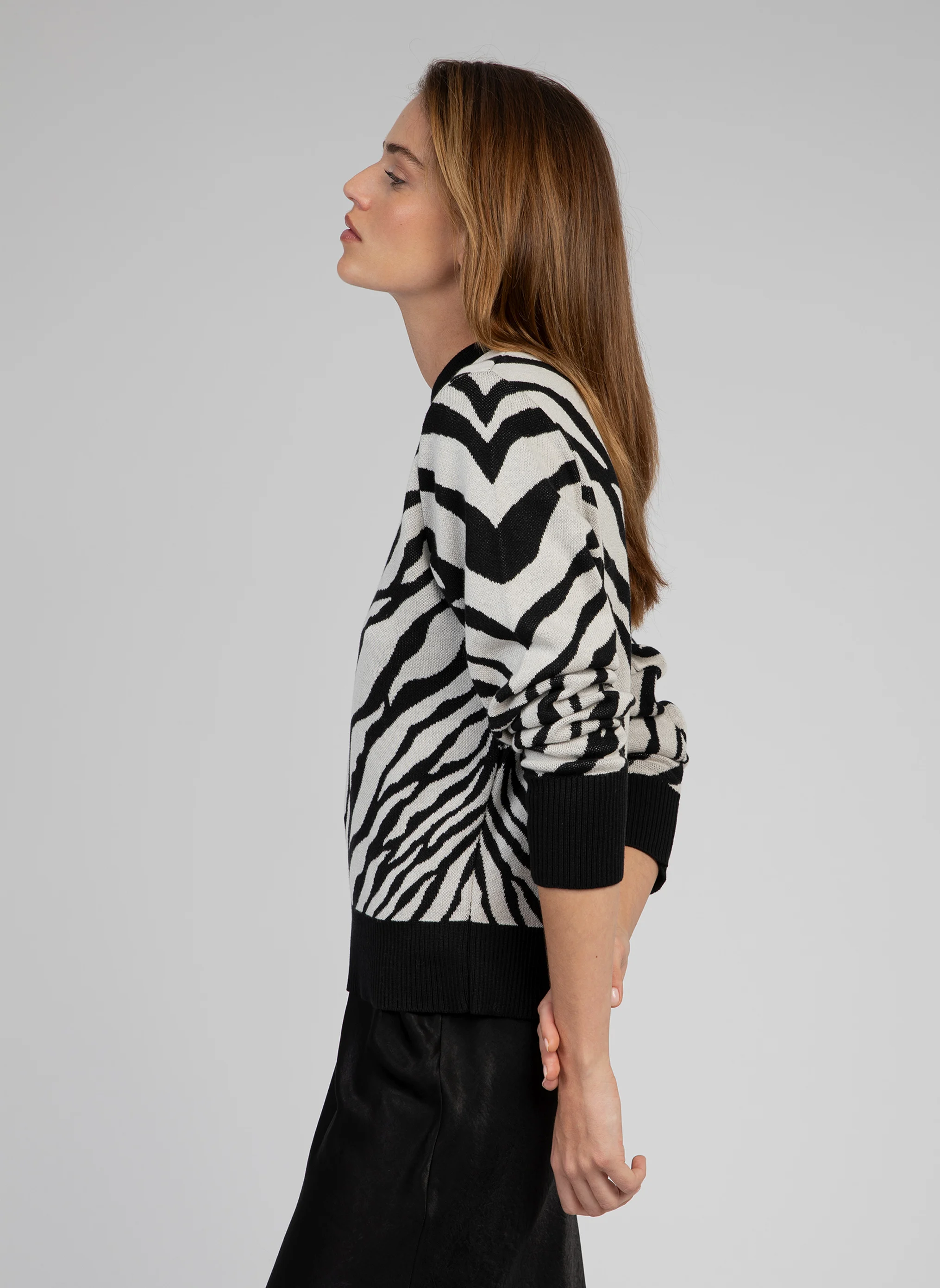 LEZEBRA - Pull col rond en coton mélangé | Noir