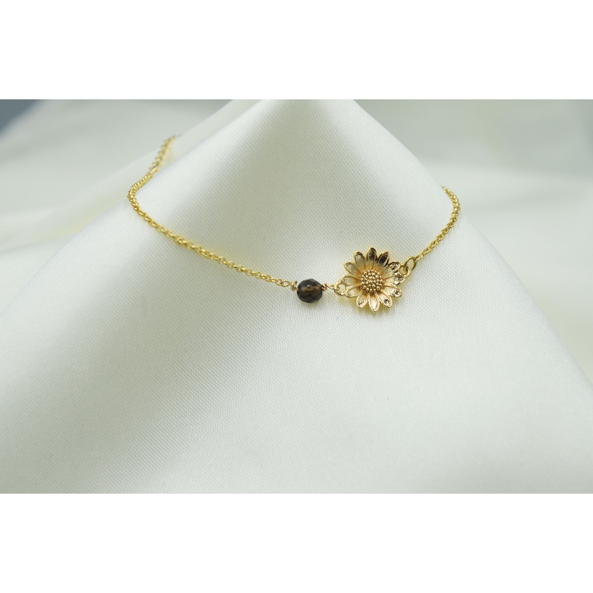 Bracelet orné  d'une  pierre quartz fumé
