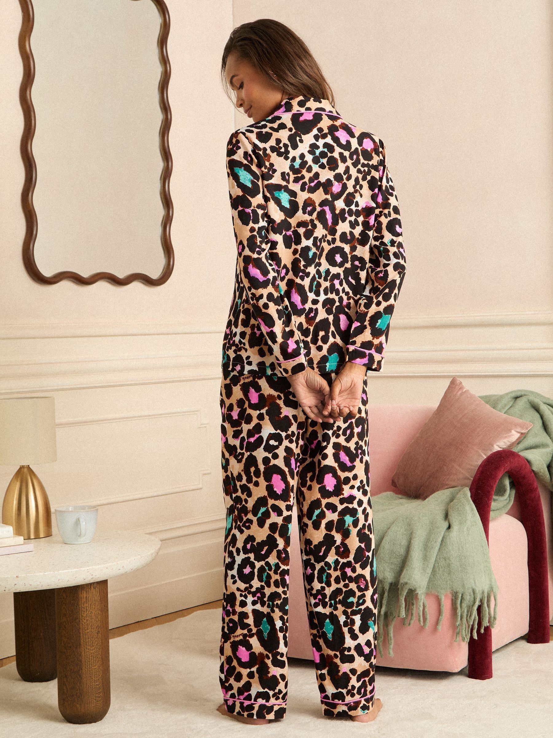 Bruin - Love & Roses Button Down Pyjamas Set