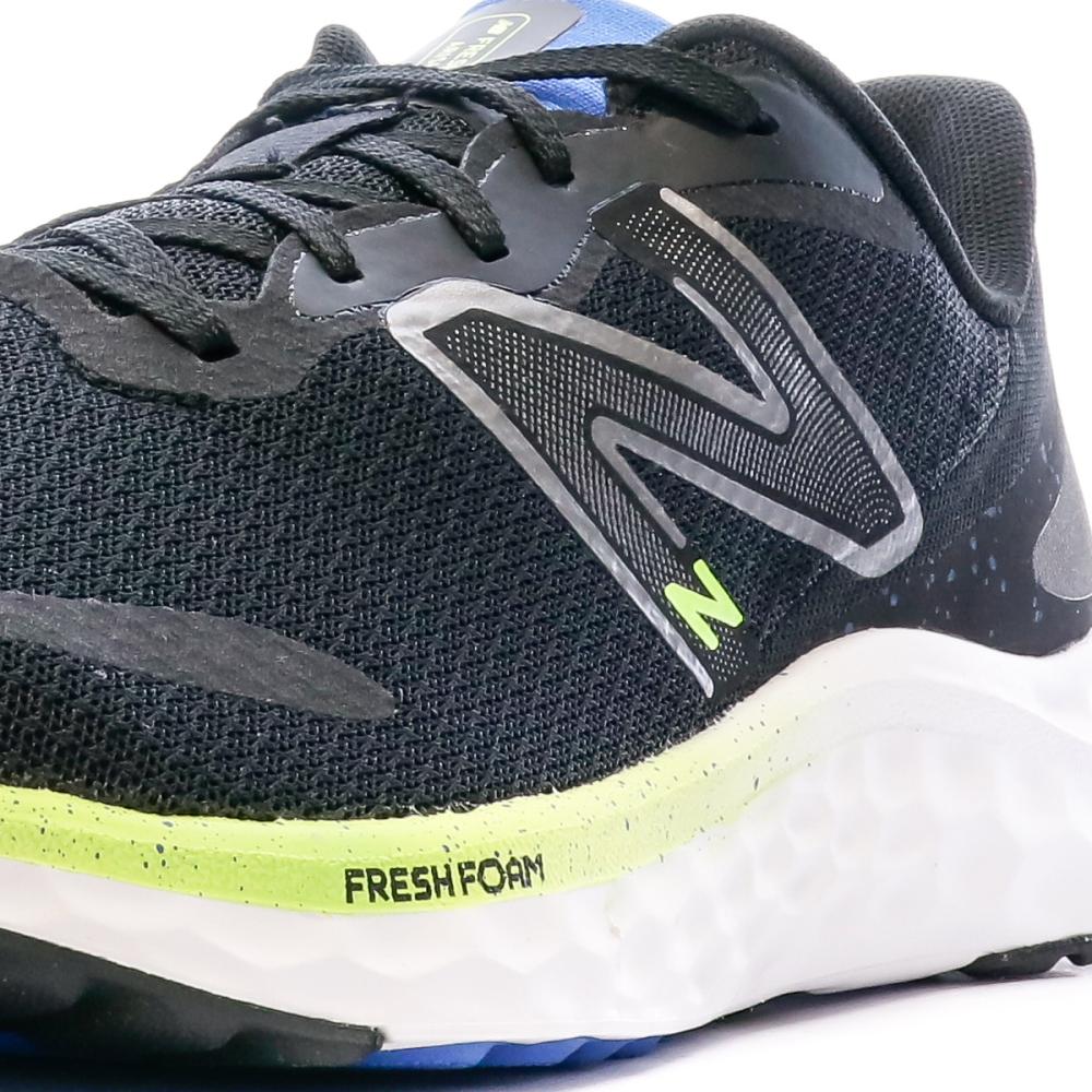 New Balance Chaussure de Running Noir Homme New Balance Arishi
