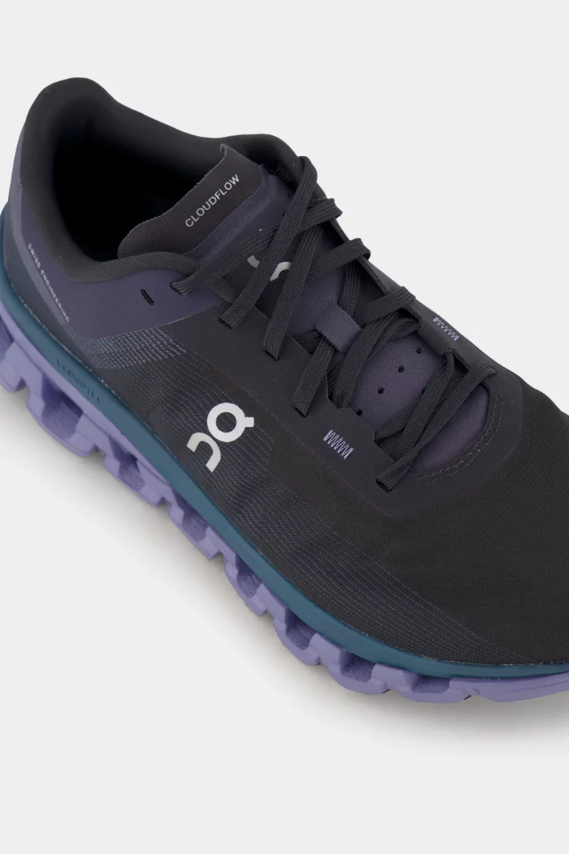ON Cloudflow 4 Herren Laufschuh