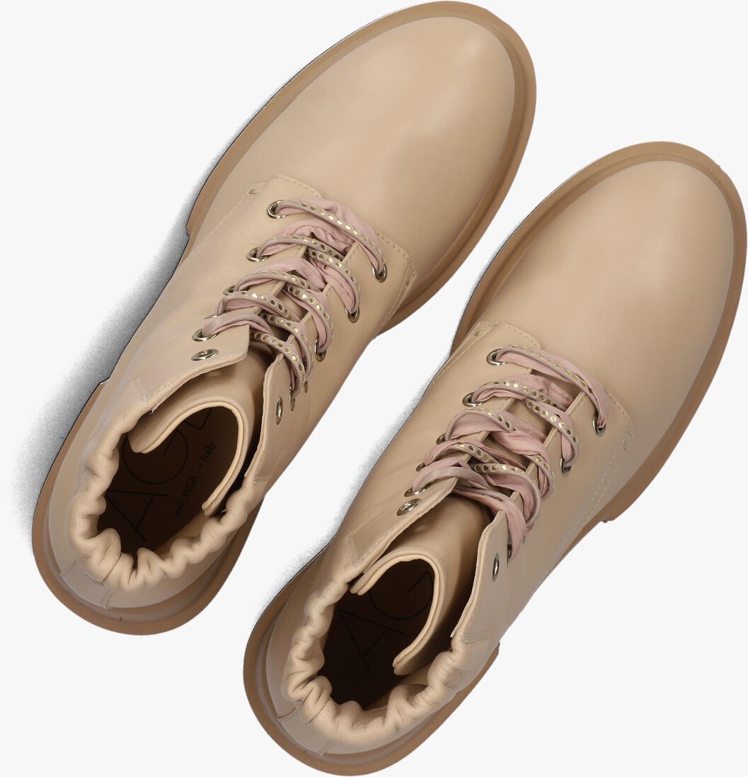roze attilio giusti leombruni enkellaarsjes maxine lux