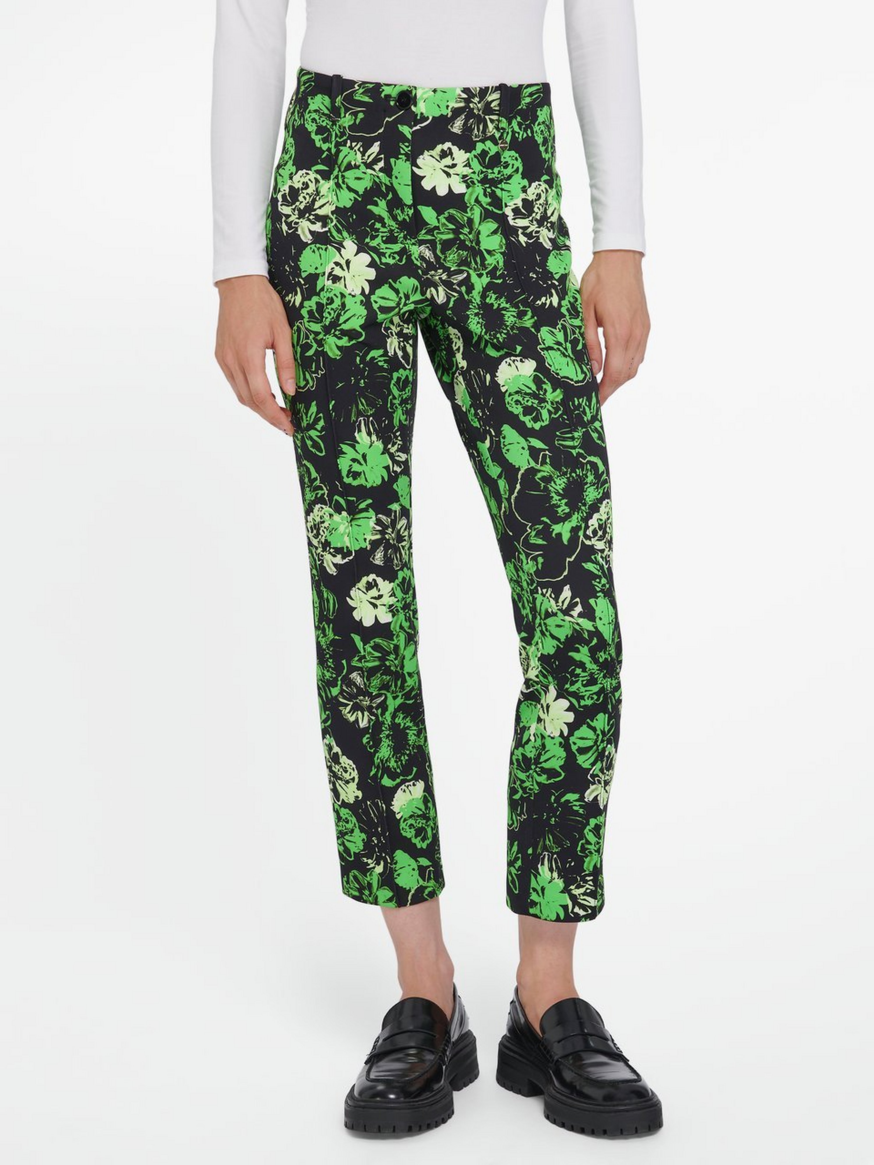 Hose mit floralem Muster