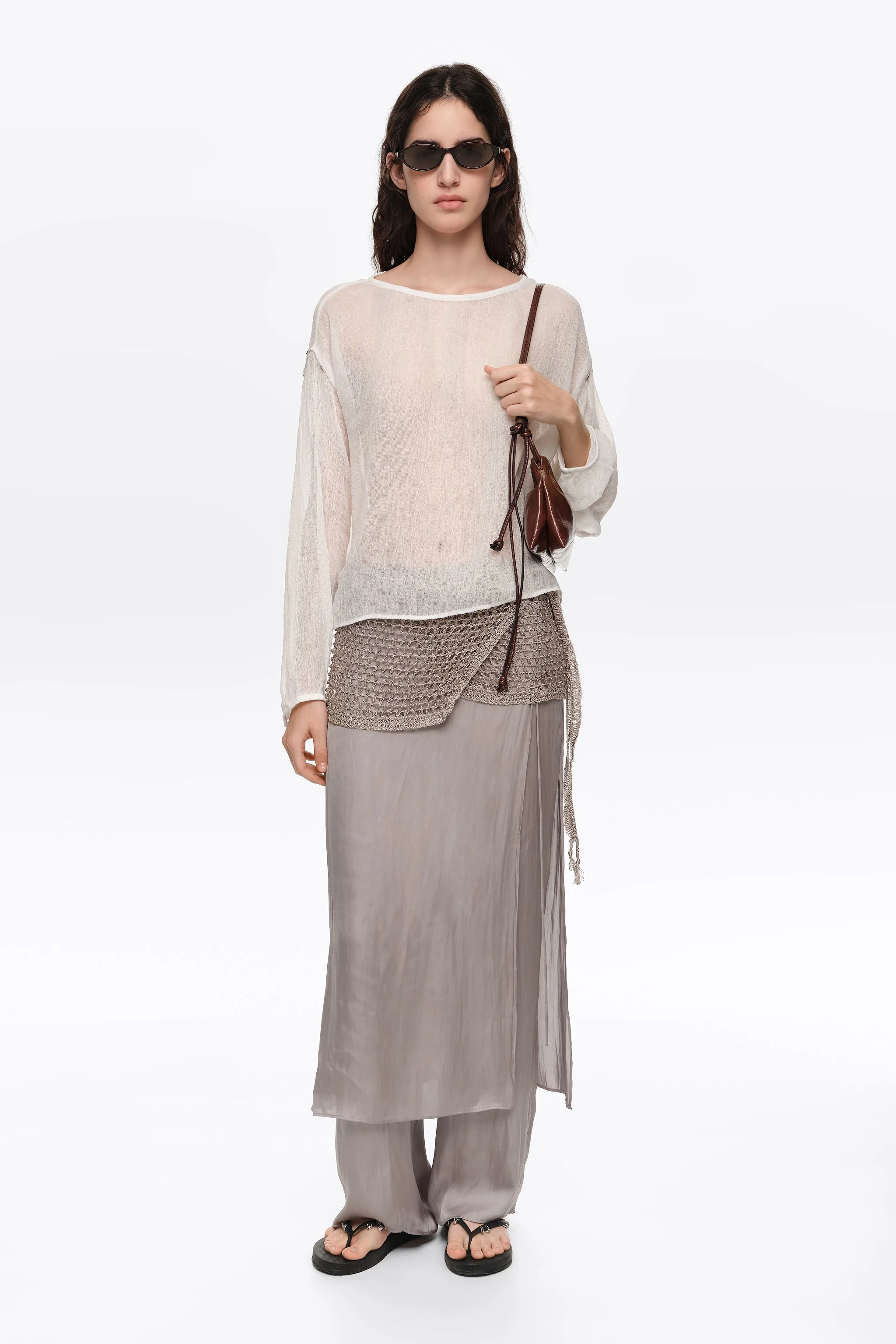 saia-calça fluida prateada