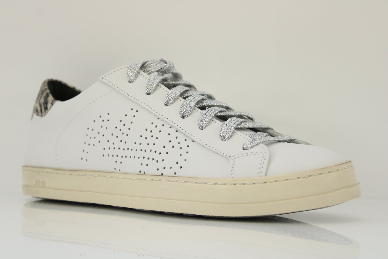 P448 Sneaker