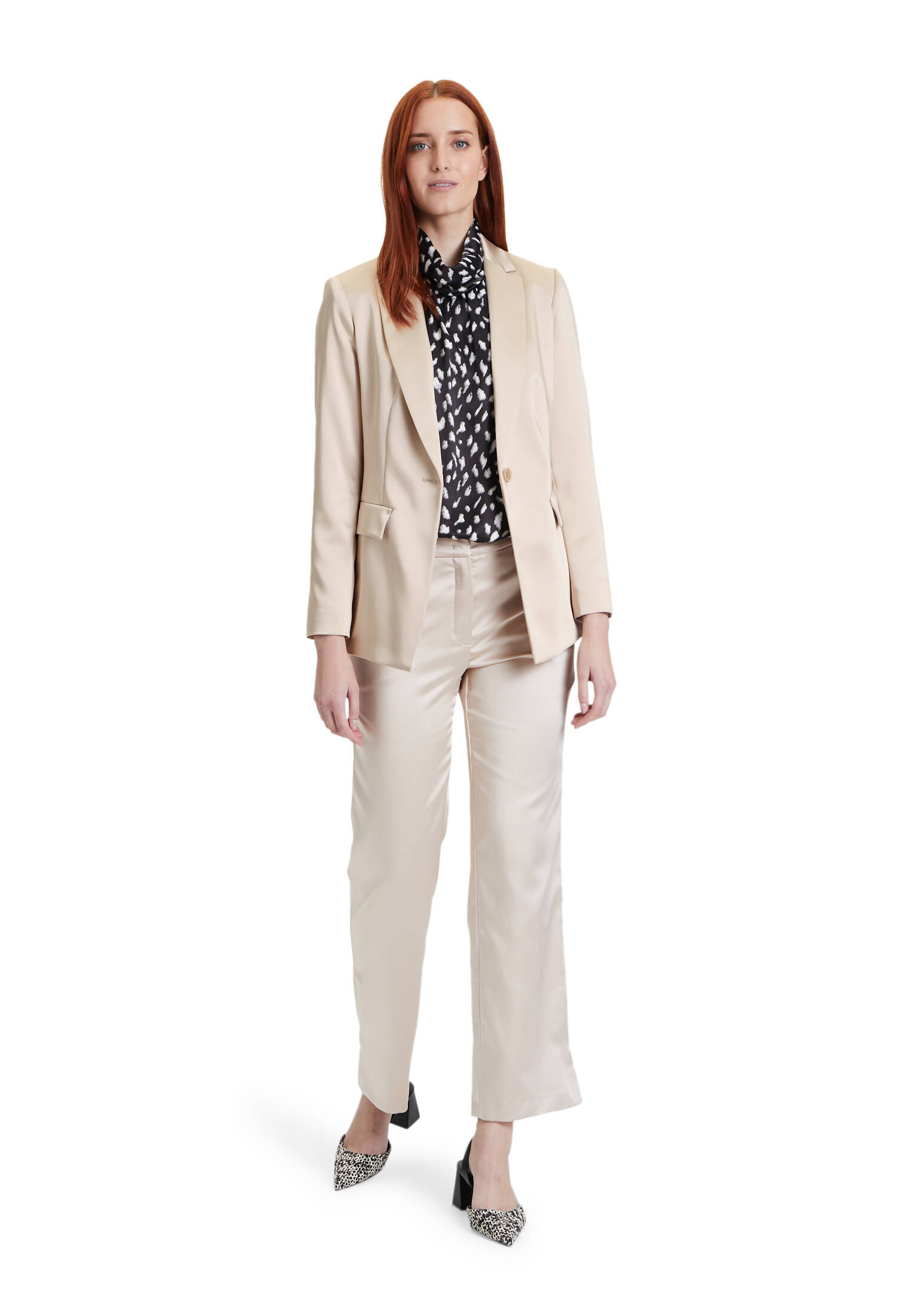 Betty & Co| Damen Businessblazer mit Taschen