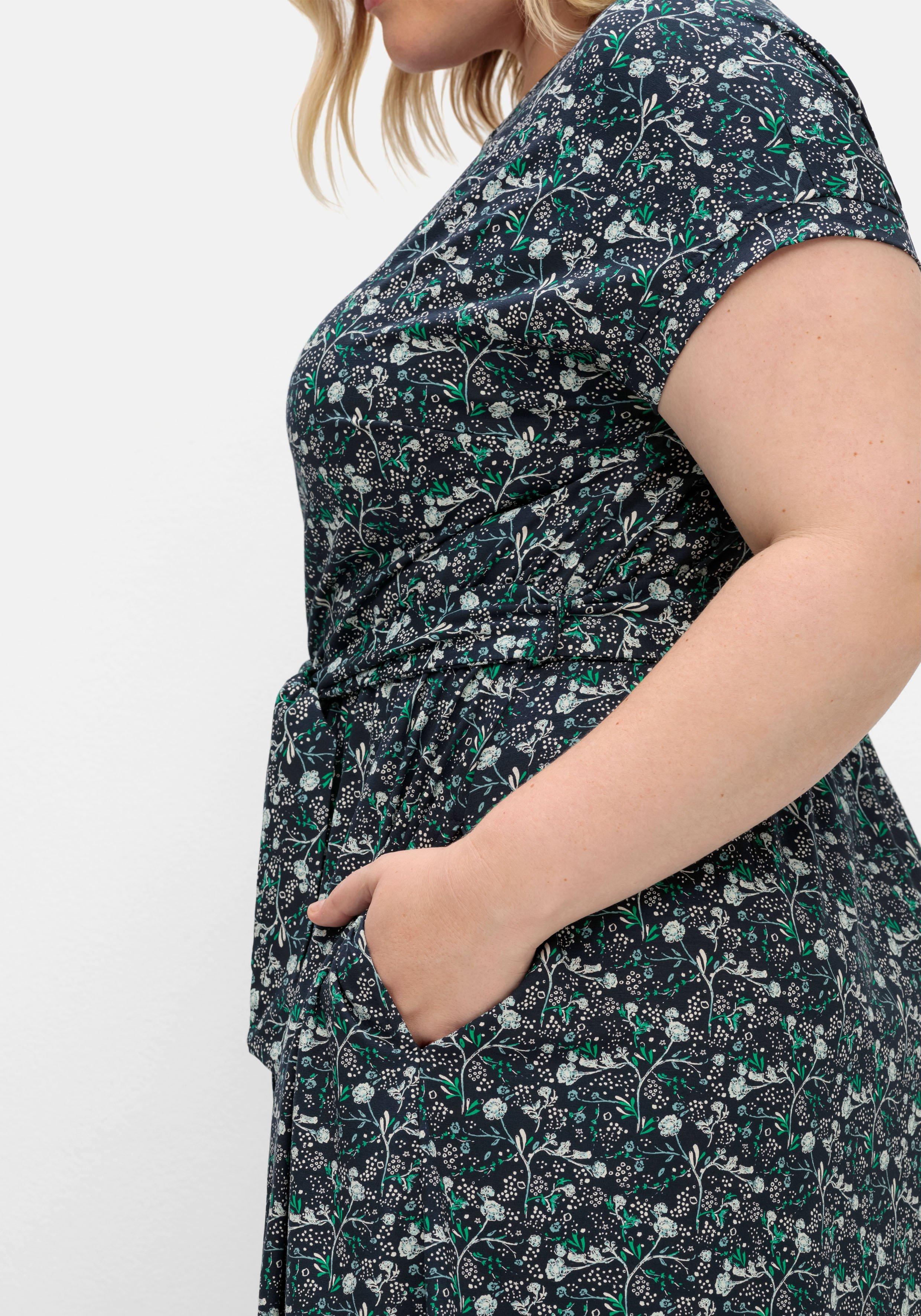 Jerseykleid mit Blumenprint und Bindegürtel