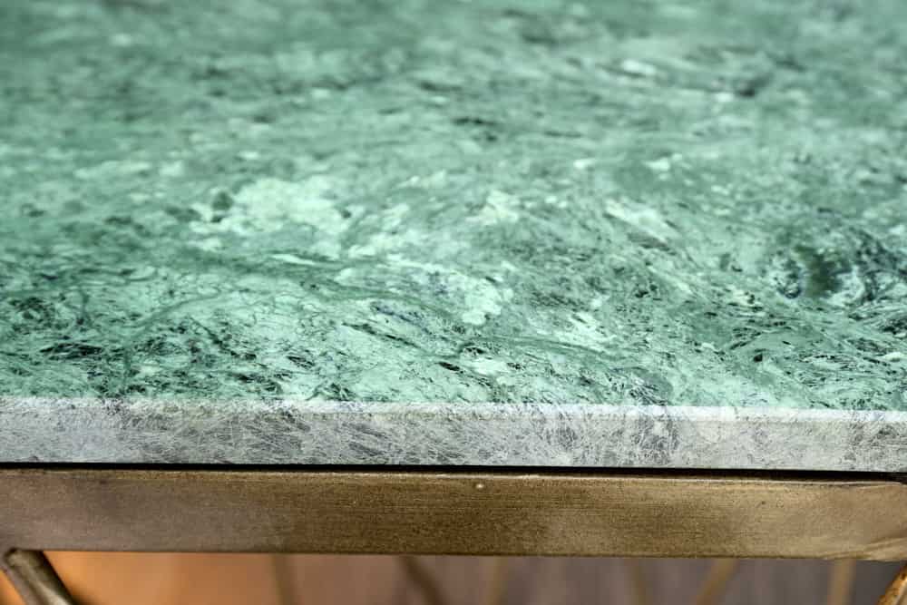 Abstrakter Beistelltisch DIAMOND 50cm grün Marmor messing Metall